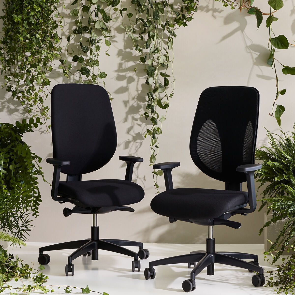 Giroflex 353 Polsterrücken Bürostuhl - Blau / B: 69.0 cm x T: 70.0 cm x H: 114.0 cm