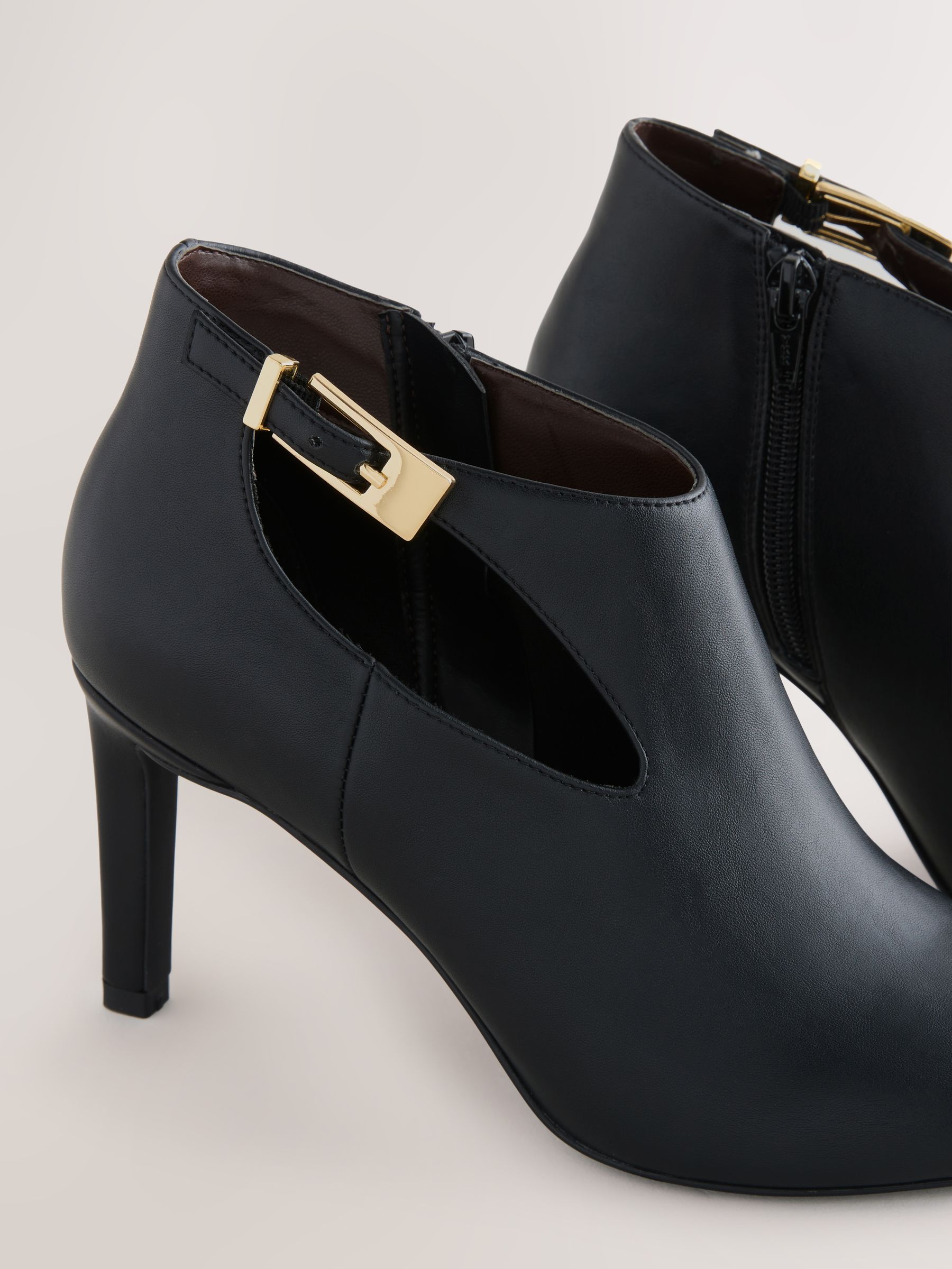 Zwart - Forever Comfort® - Schoenlaarsjes met open zijkanten