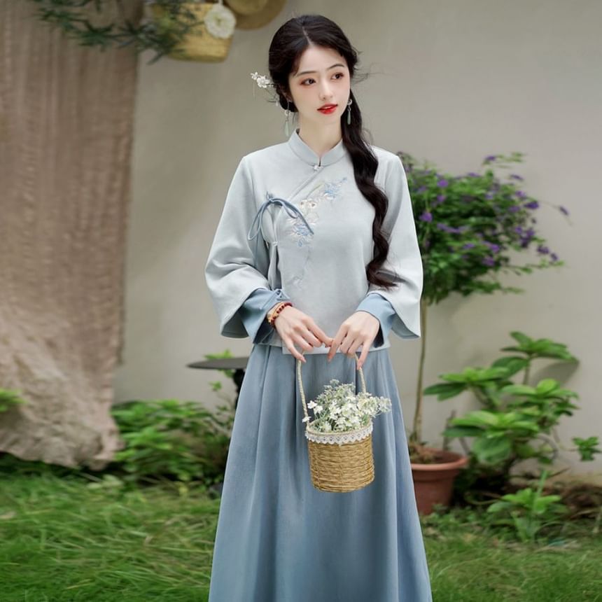 Fioridi - Hanfu-top met lange mouwen, bloemenborduursel en strik / A-lijn rok met hoge taille