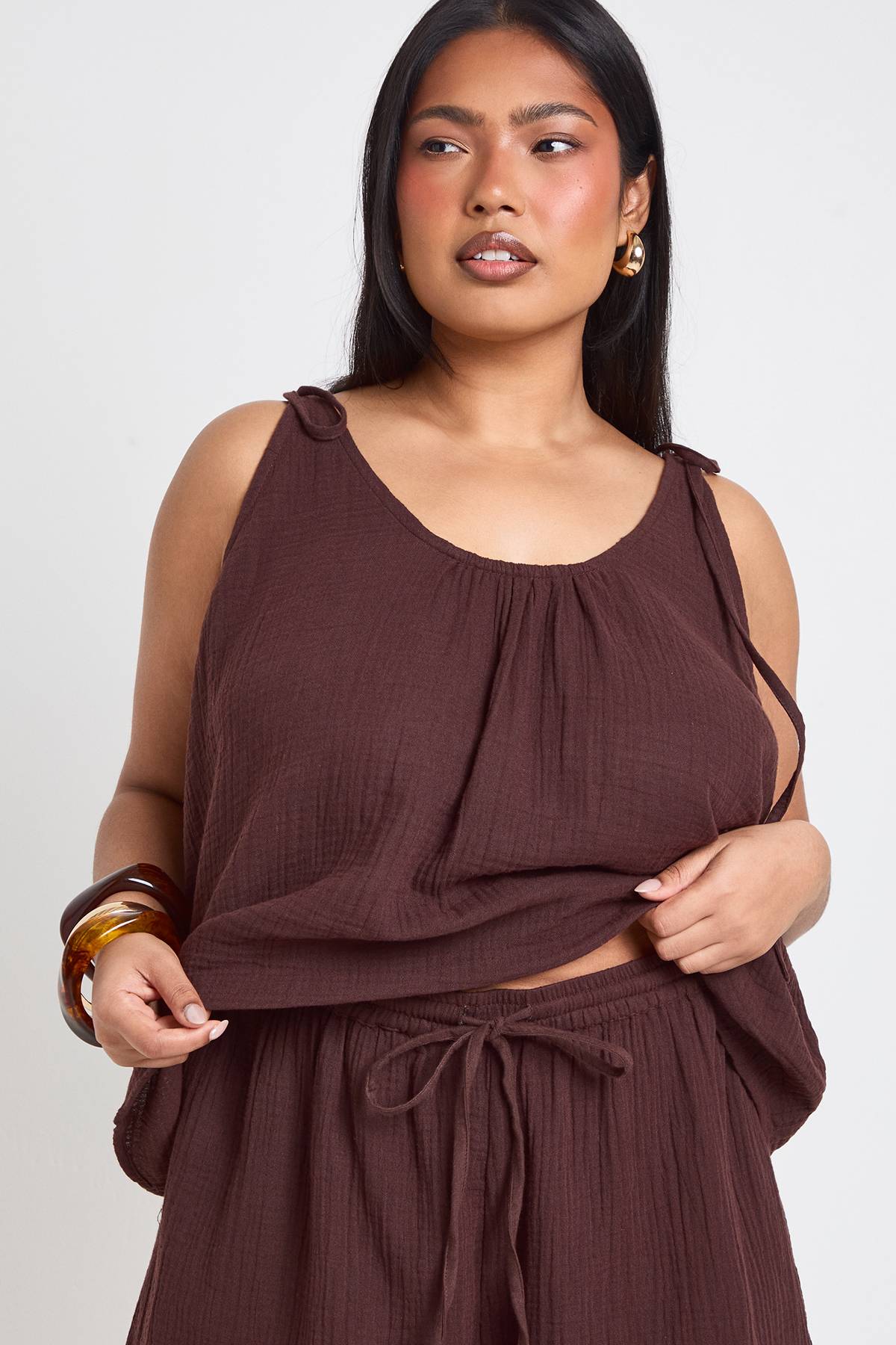 boohoo Ensemble Grande Taille Haut Caraco Et Short En Gaze De Coton Avec Liens