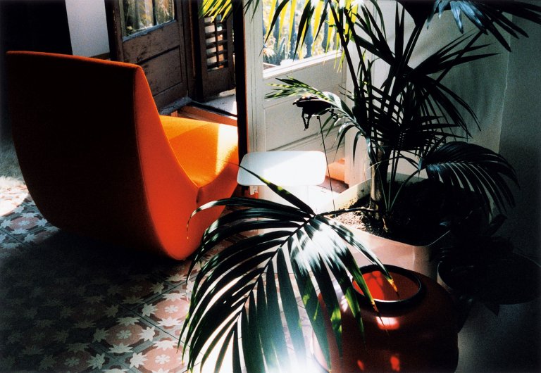 Vitra Amoebe fauteuil rood