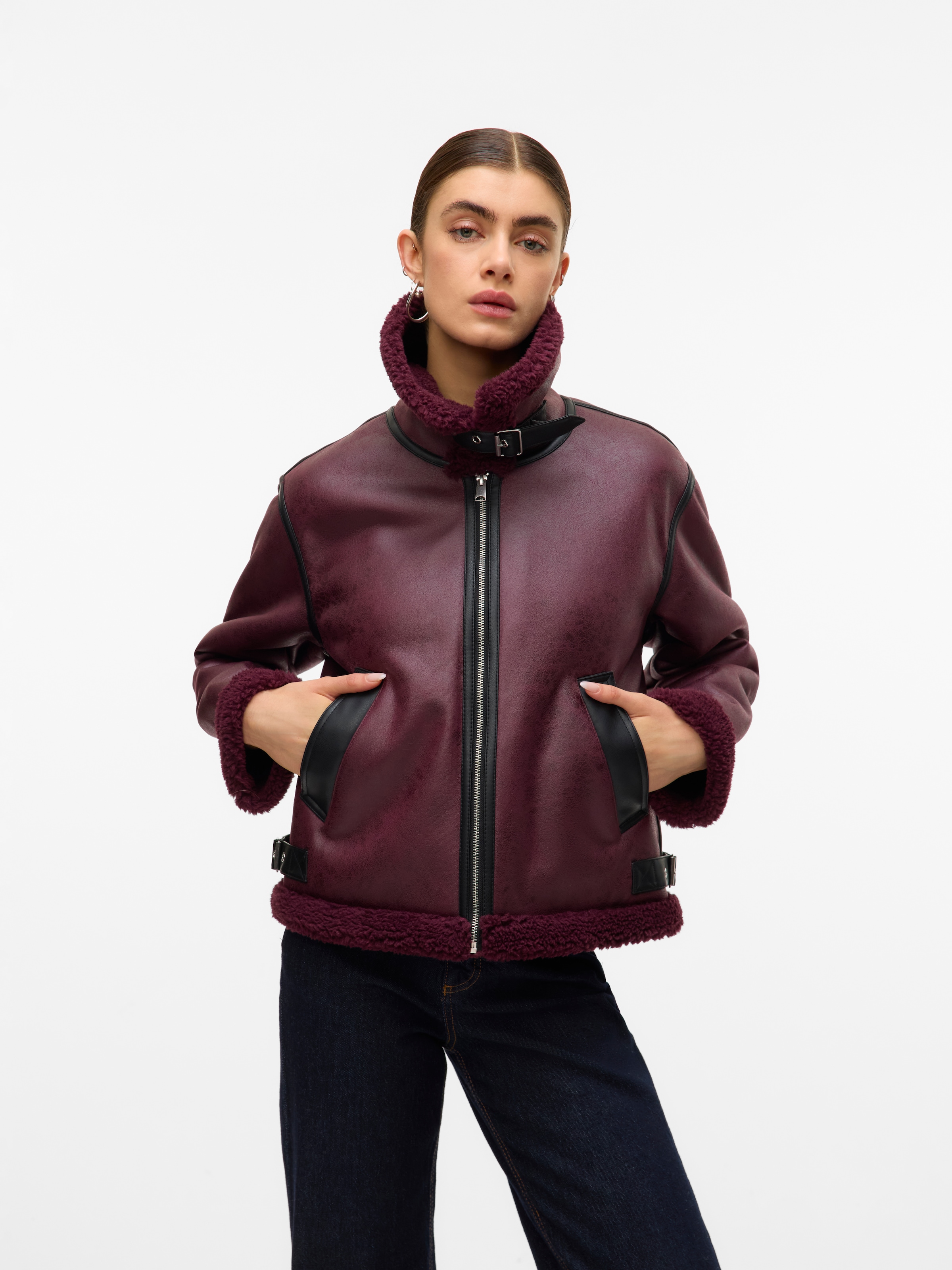 Vero Moda Kurzjacke »VMVIRGINIA SHORT JACKET BOO« farblich abgesetzte Details