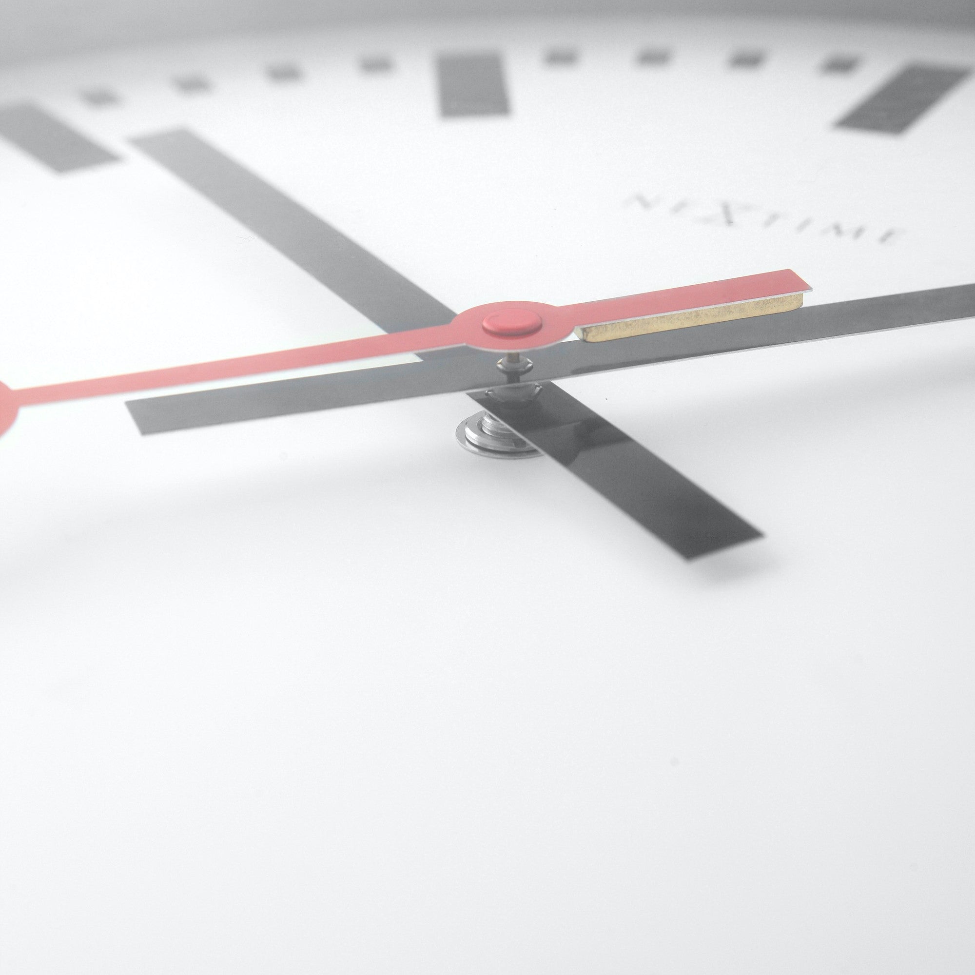 NeXtime Station Wandklok Strepen Ã 19 cm