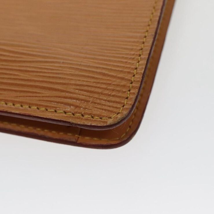 Louis Vuitton Vintage Louis Vuitton Montaigne Beige
