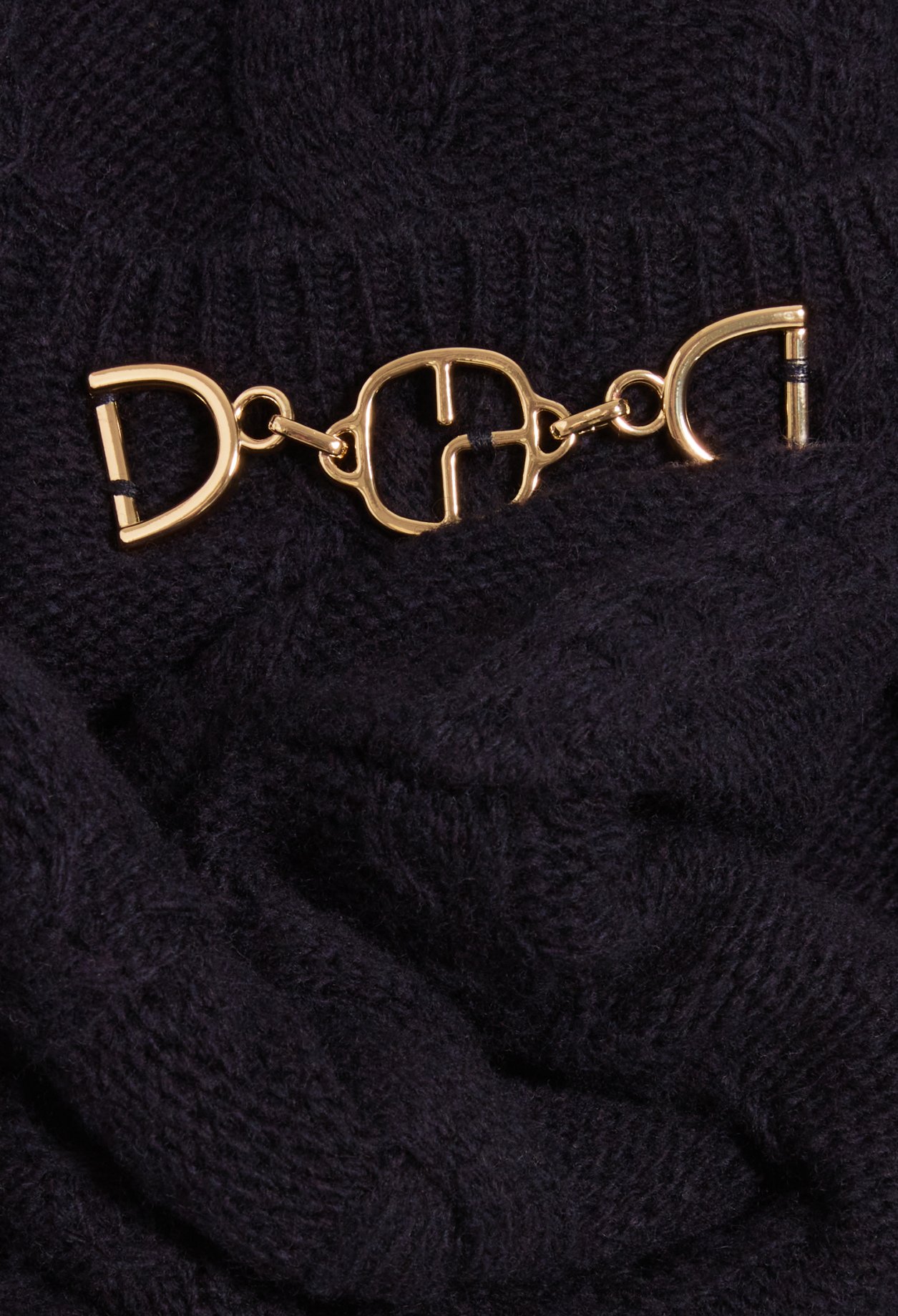 Pull torsade bleu marine