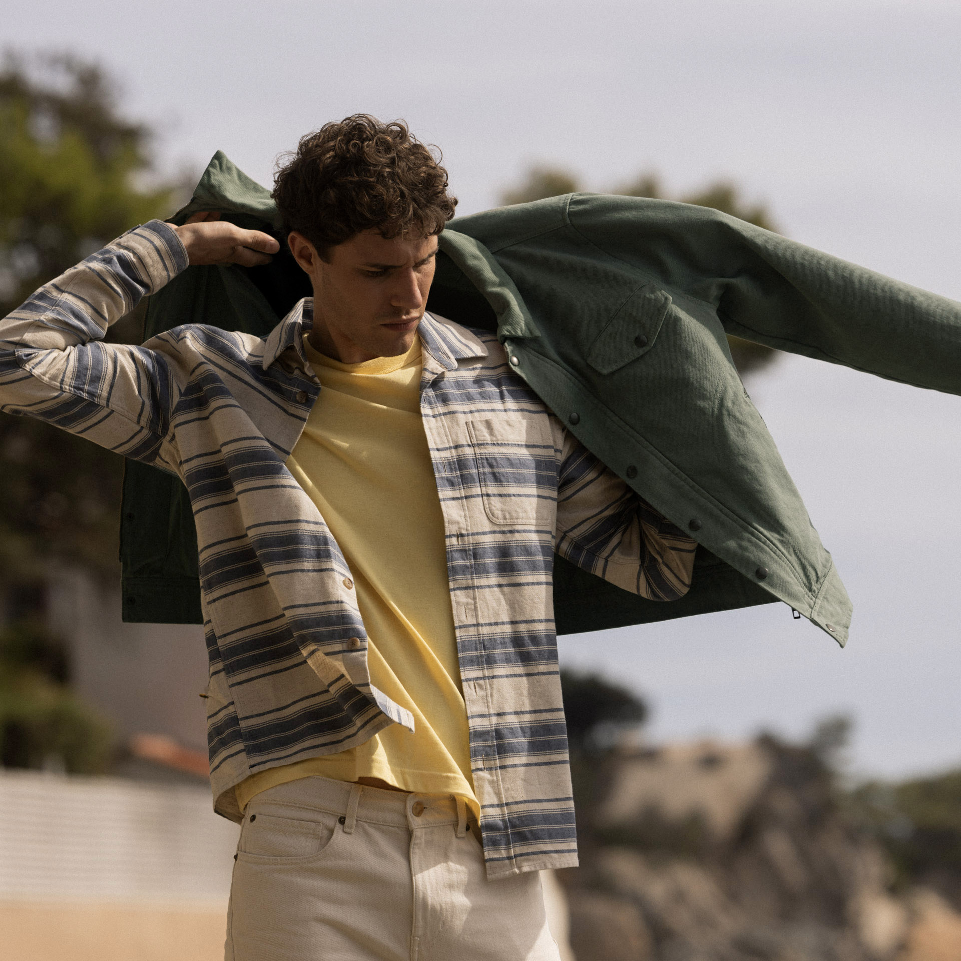 Blouson vert clair col en velours coton - modèle seillon