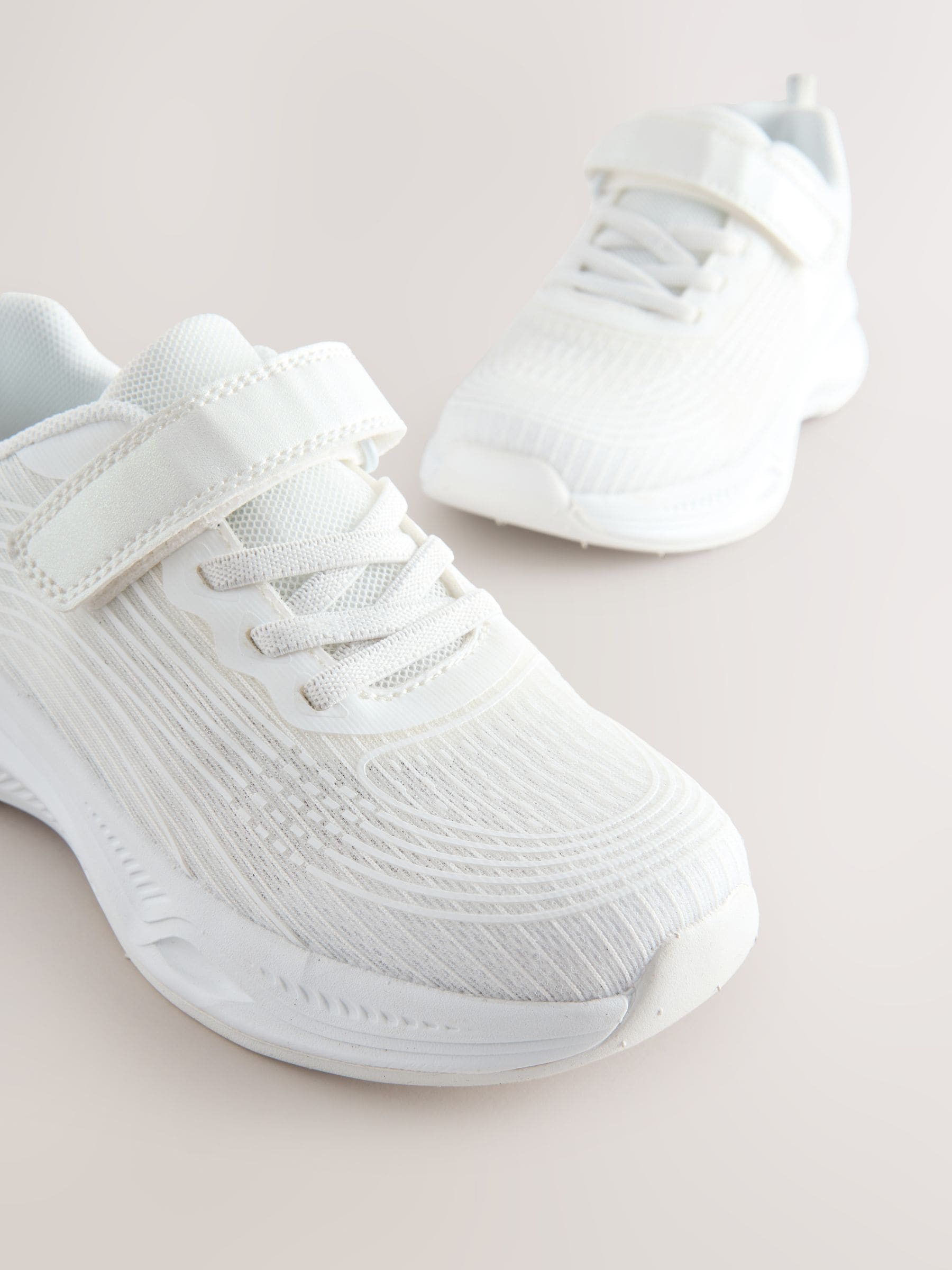Wit - Elastic Lace-Up Trainers
