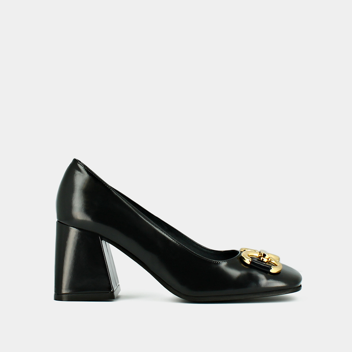 Escarpins à boucles dorées  en cuir glacé noir et or