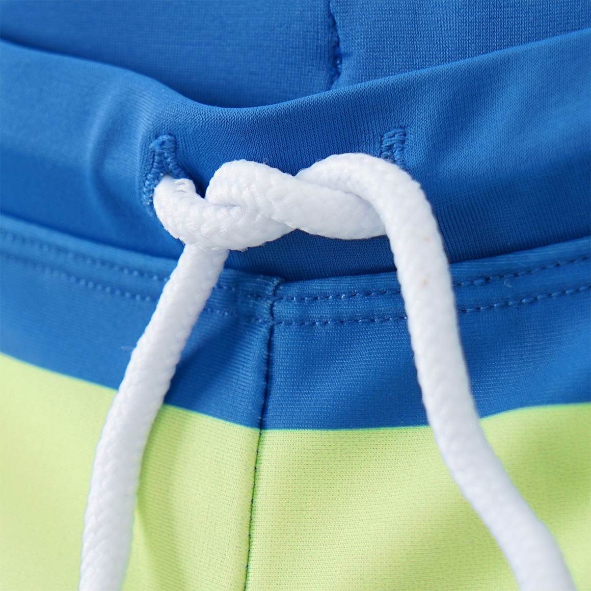 Famy Jungen Badehose mit Streifen blau / limette