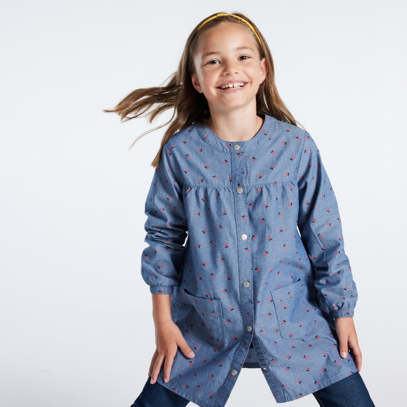 Tablier d'écolière motif cerises bleu fille