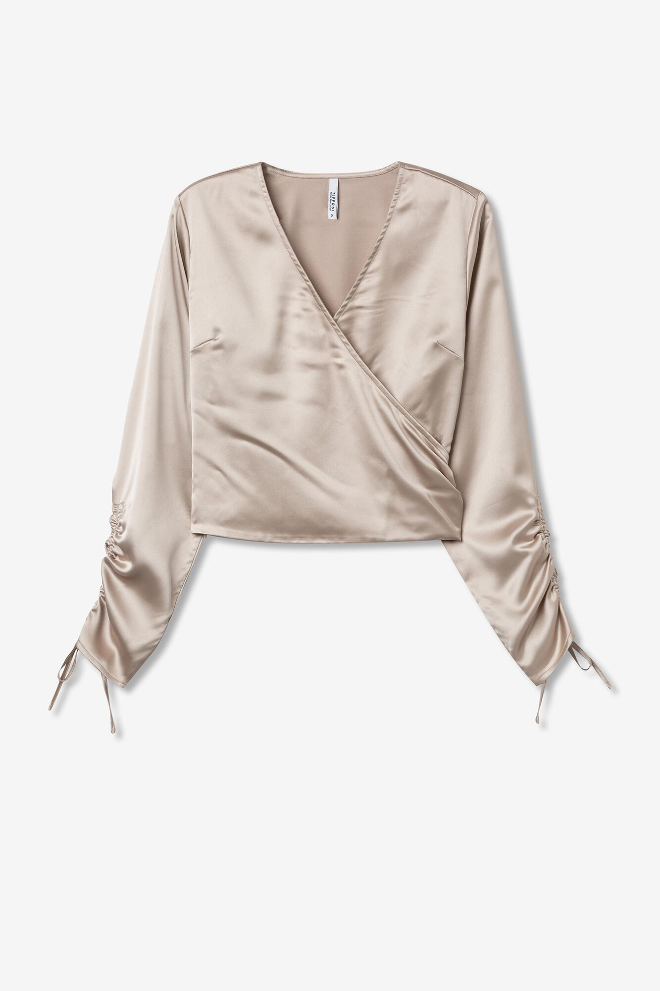 Blusa envelope de cetim