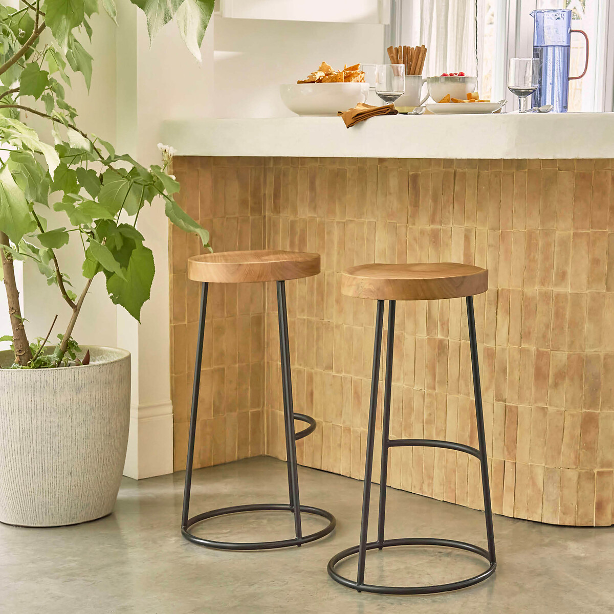 LA REDOUTE INTERIEURS<br>Banco alto em madeira de olmo Alt.66 cm, Iska