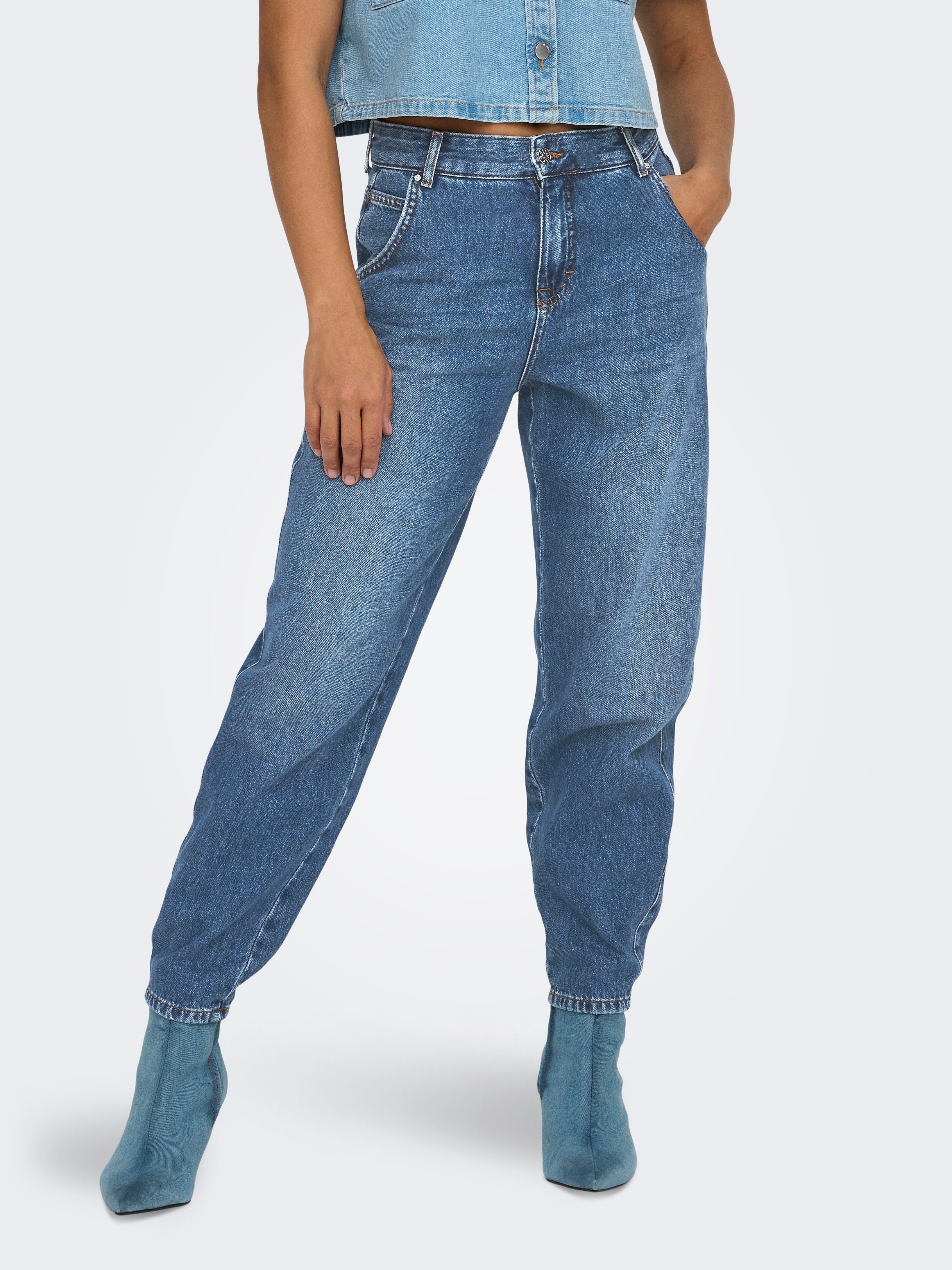 ONLTROY Hohe Taille Karotte Jeans Medium Blue Denim