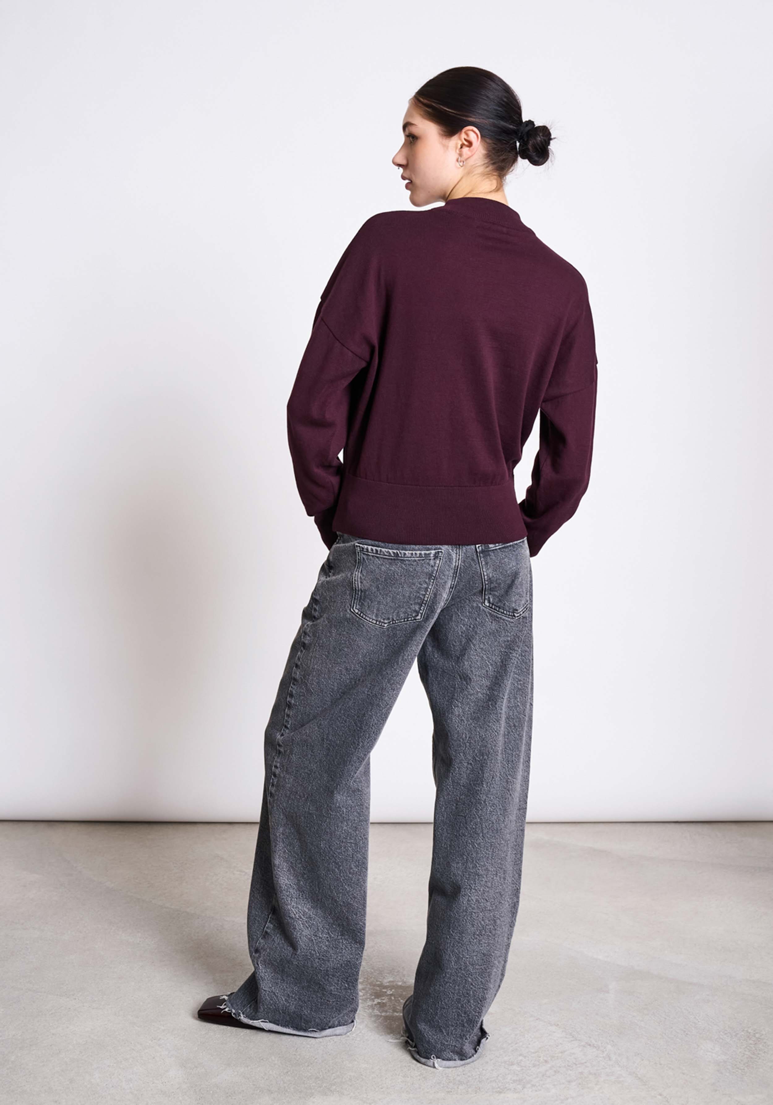 Jan 'n June Strickpullover Yin Cherry Lacquer