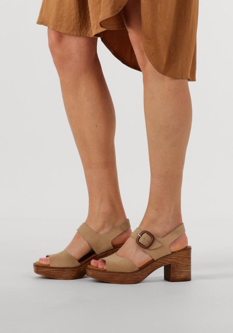 beige stefano lauran sandalen met hak 930
