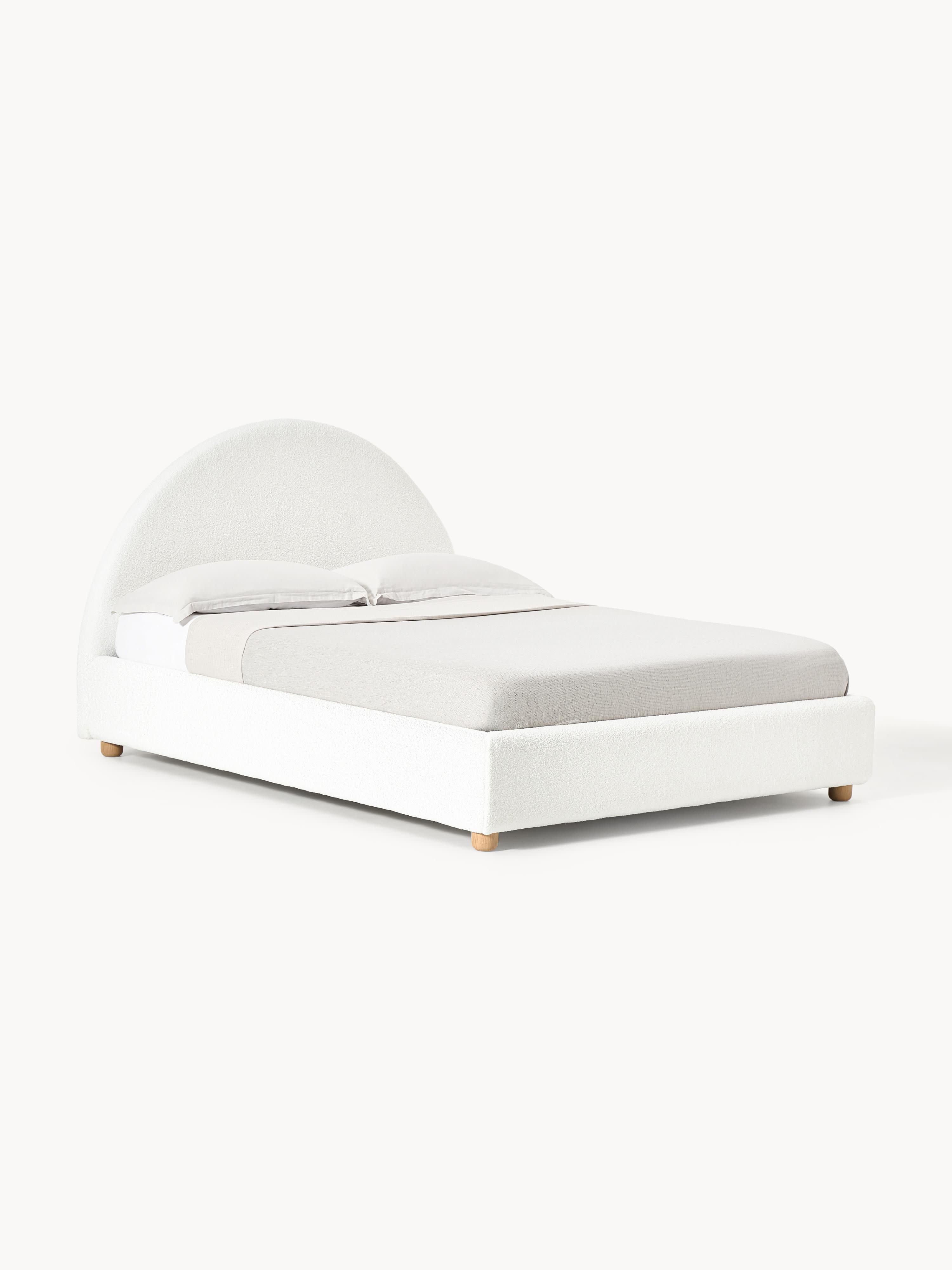 Teddy gestoffeerd bed Ebba