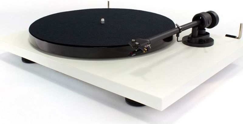 Pro-Ject E1 BT – Platenspeler met Bluetooth en versterker - Analoog – HiFi Stereo - Wit