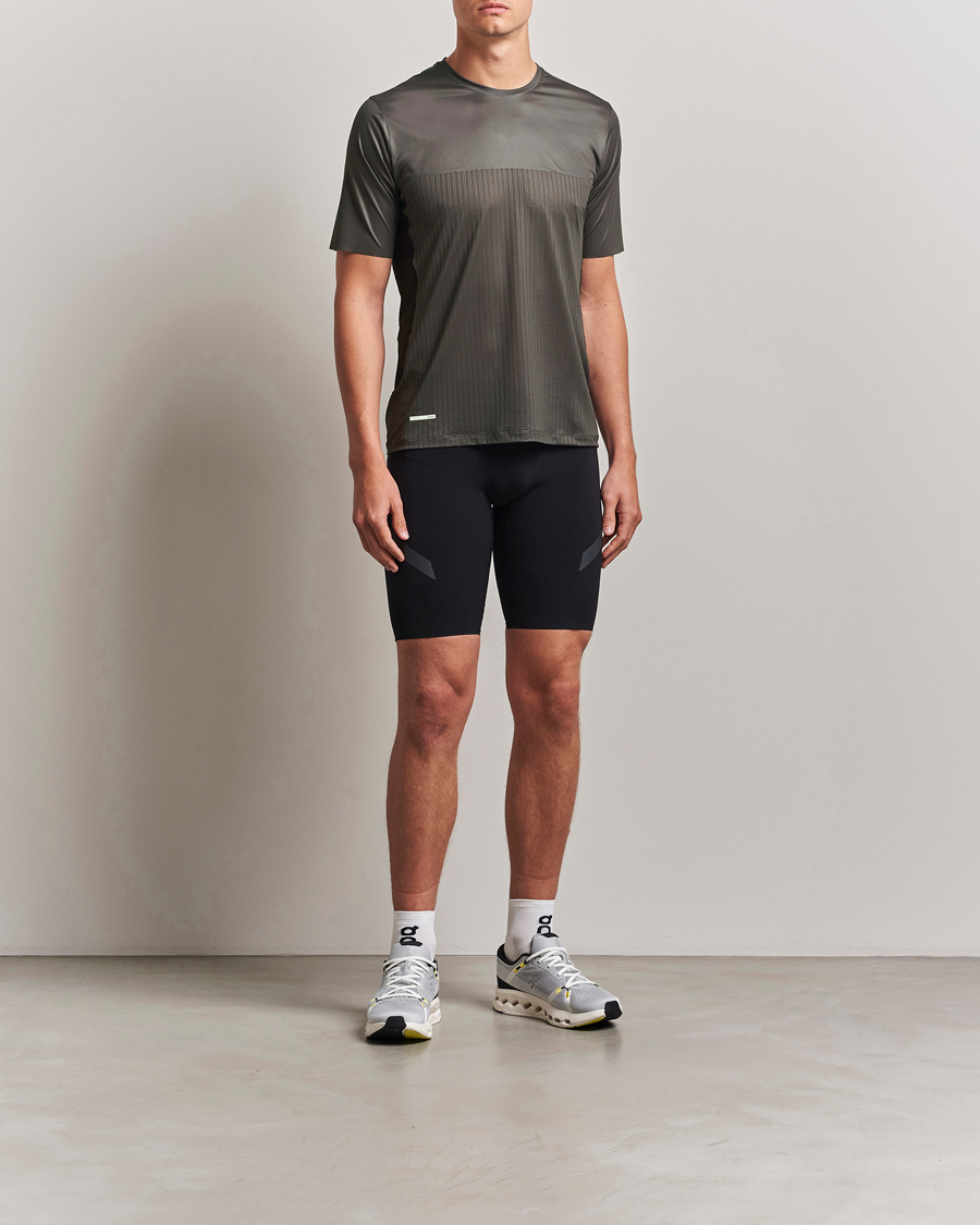 SOAR Running Hot Weather Tee Shale/Black