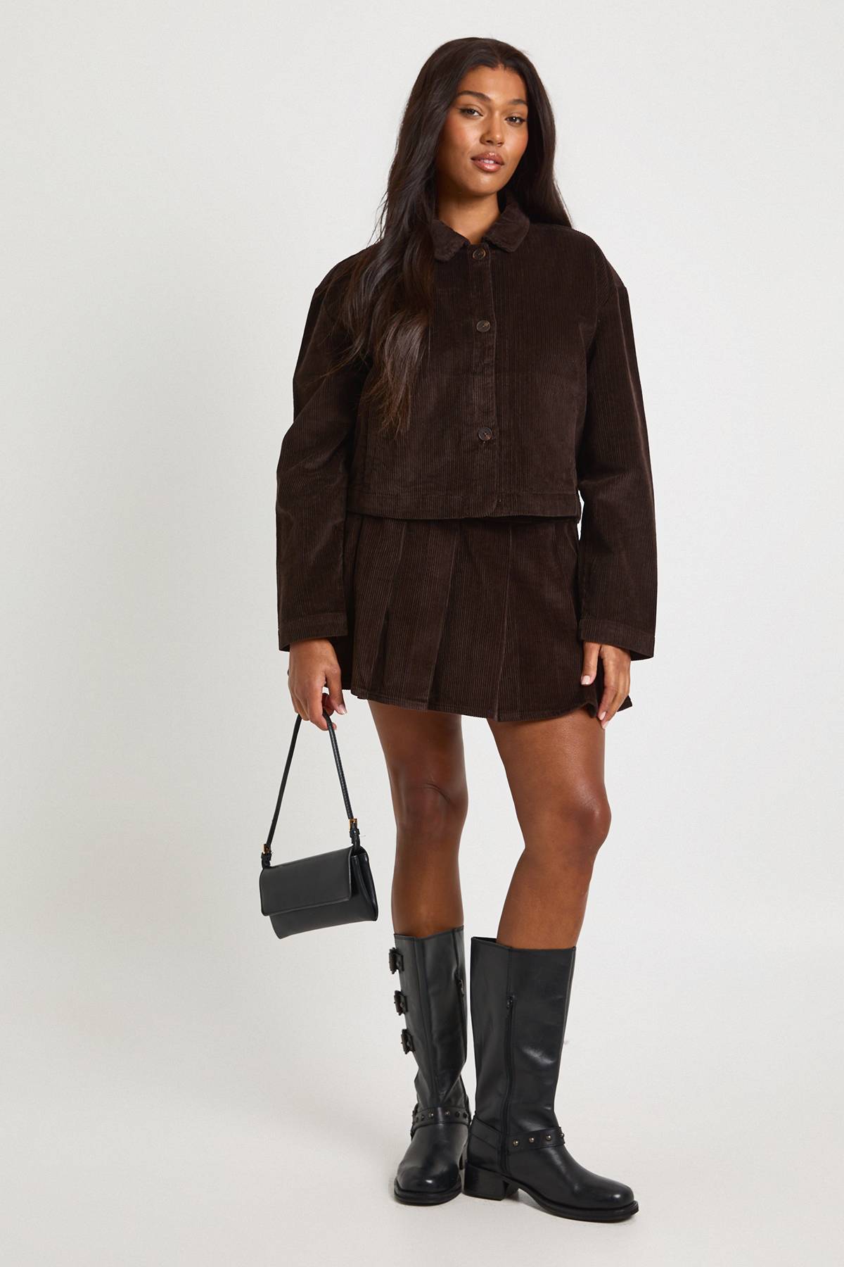 boohoo Jupe mini plissée Plus Cord