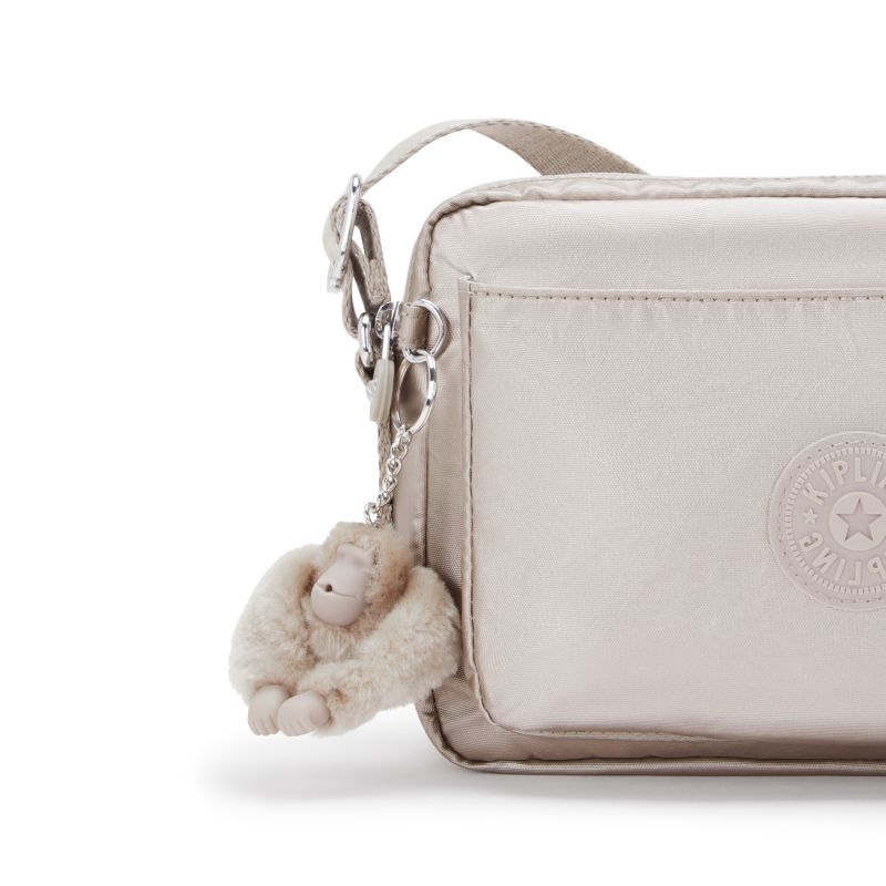 Kipling Abanu M Metallic Glow