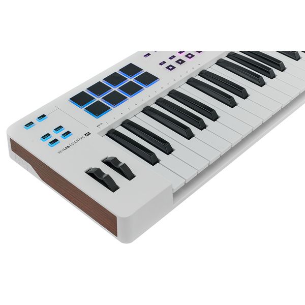 Arturia KeyLab Essential 49 MK3 White