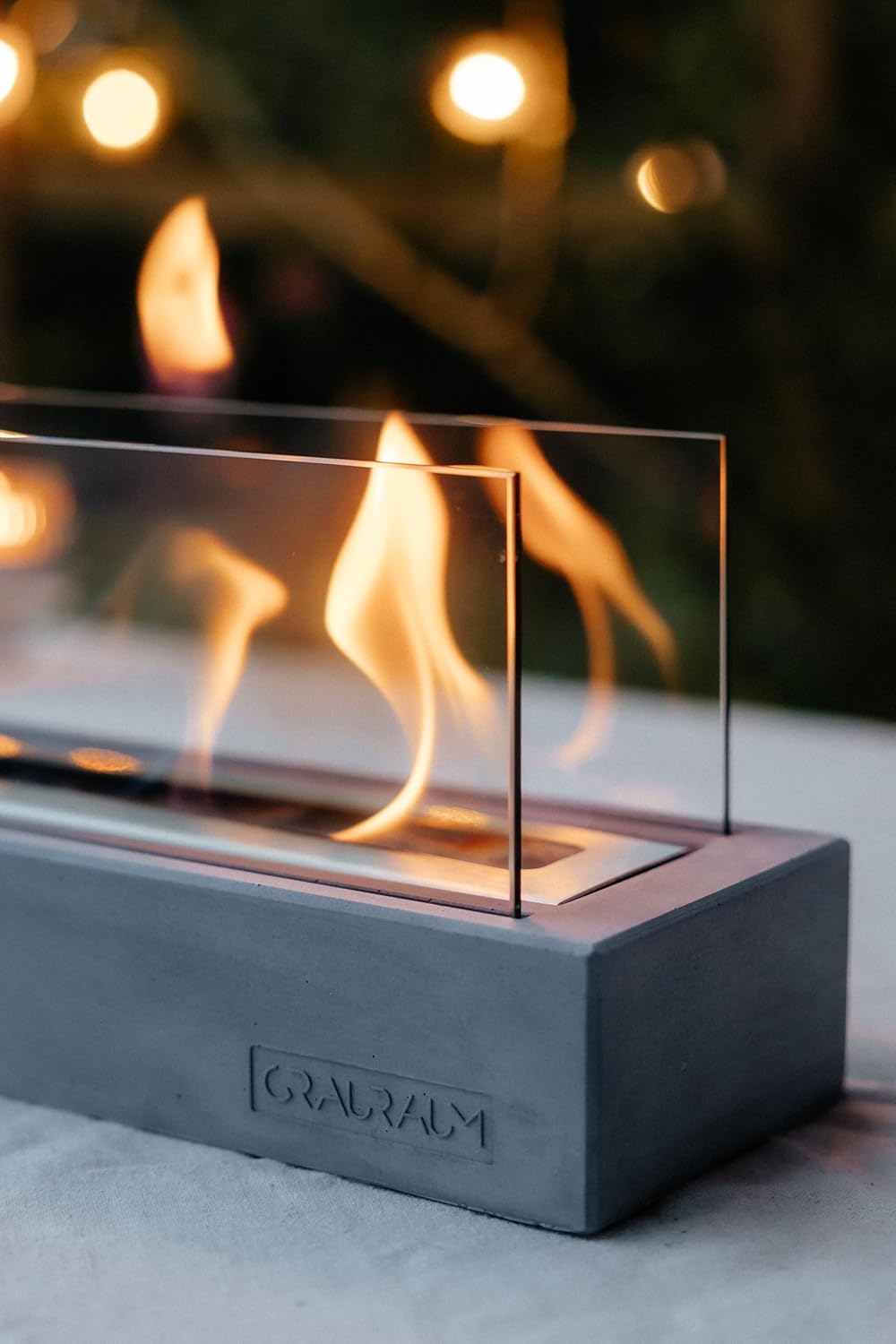 GRAURAUM Bio-Ethanol Kamin Tischkamin: Indoor & Outdoor Kaminfeuer mit Glas - 40cmx11cmx6cm Deko Tischfeuer für Wohnzimmertisch & Garten - Handgemacht in Deutschland