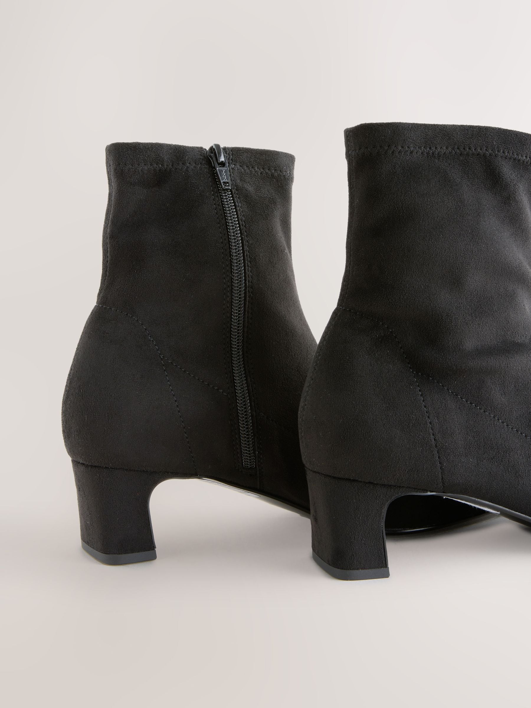 Zwart - Chisel Toe Block Heel Sock Boots