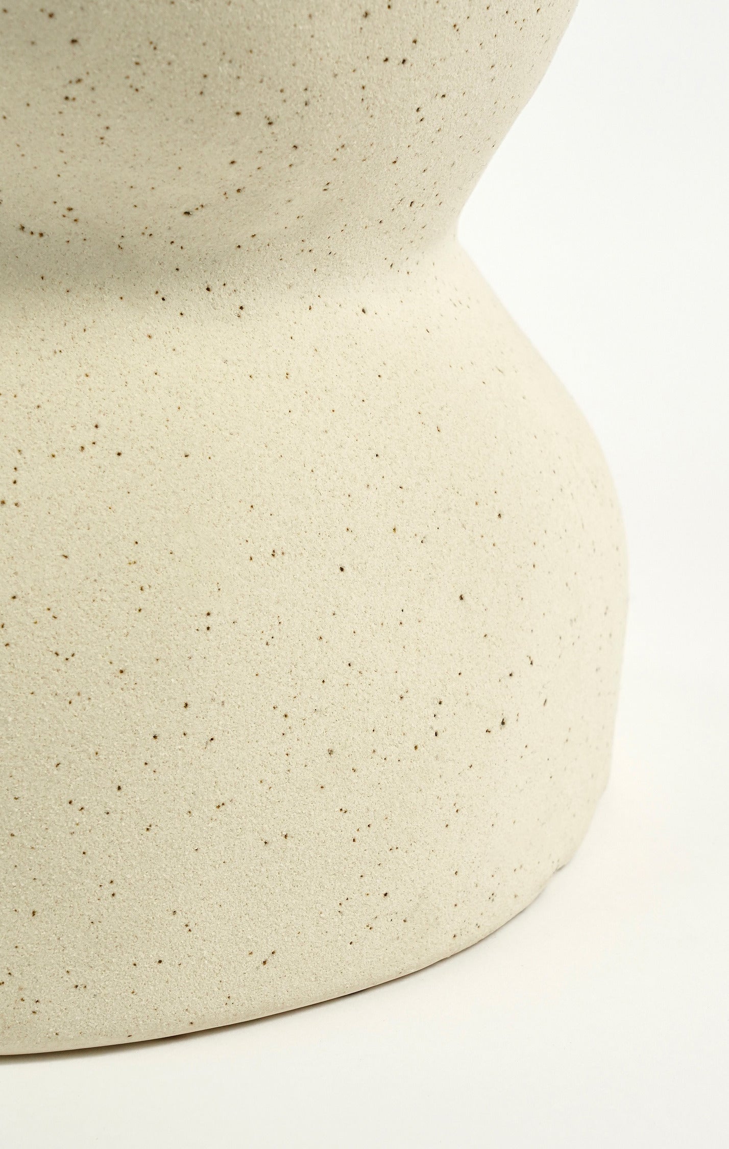 Mica Decorations bijzettafel crème D 26 H 36,5 cm