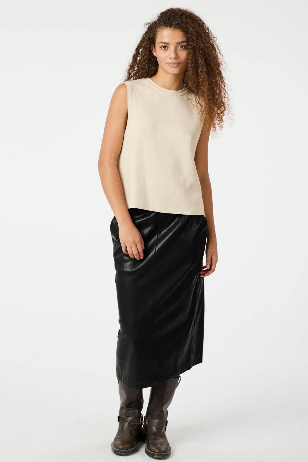 Neo Noir Nettie Faux Leather Skirt 164502 100 black