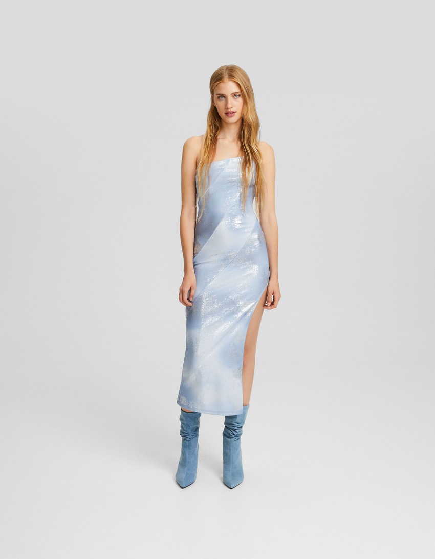 Vestido midi com alças e fios metálicos