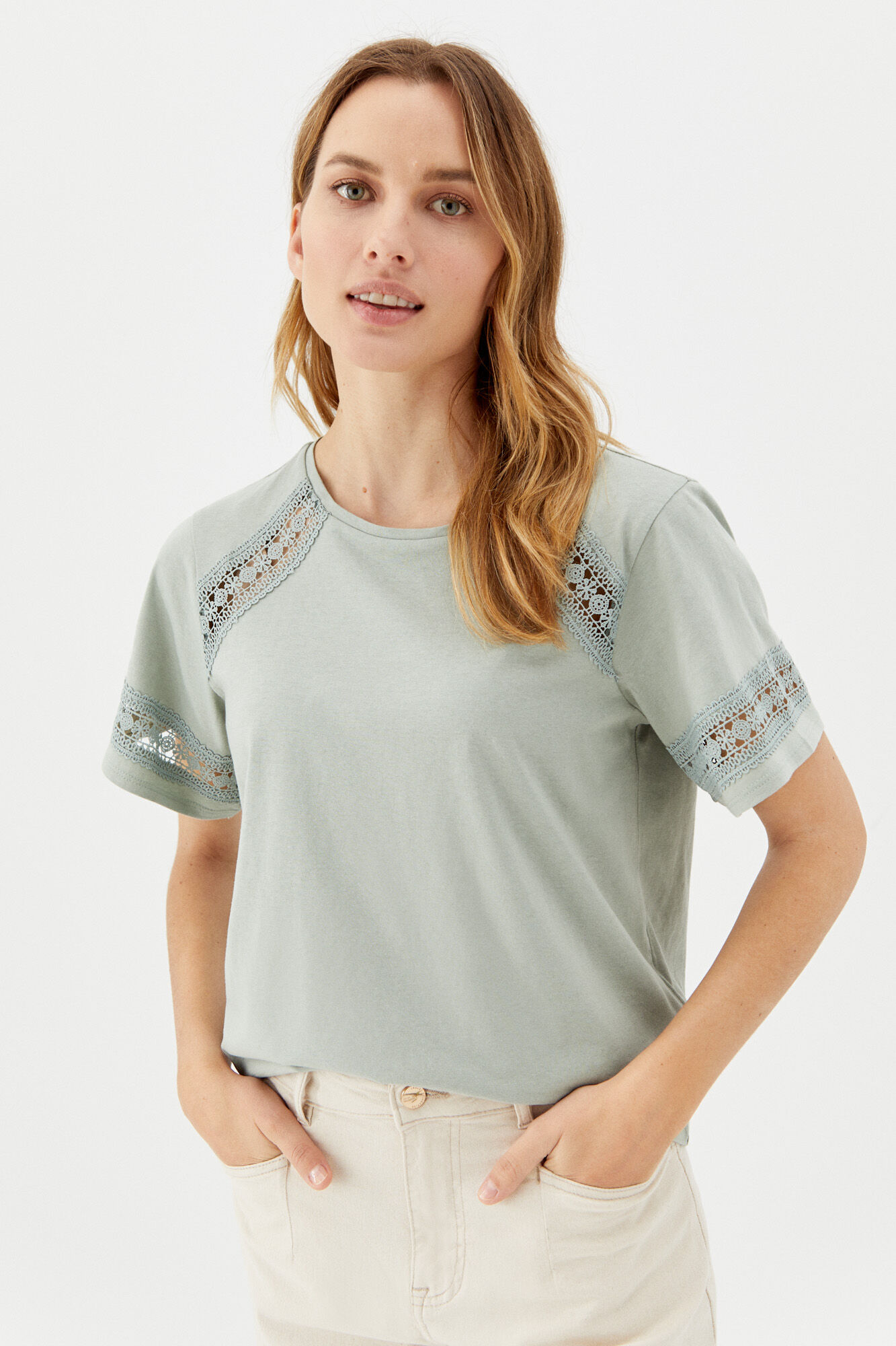 Camiseta loira encaje - Beige
