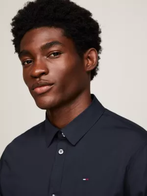 Camisa de corte justo e elástico