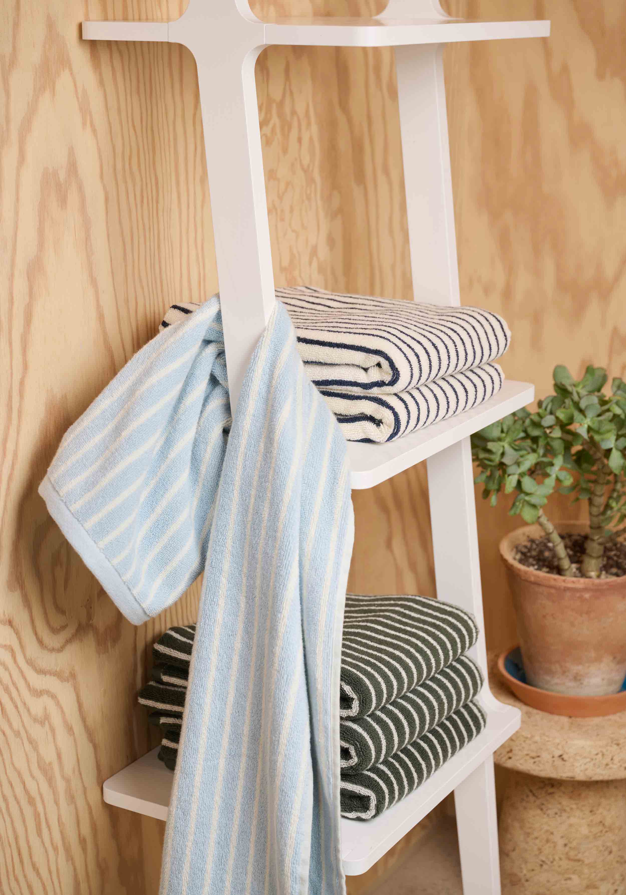Lavie Duschtuch Tom Ice Water Undyed