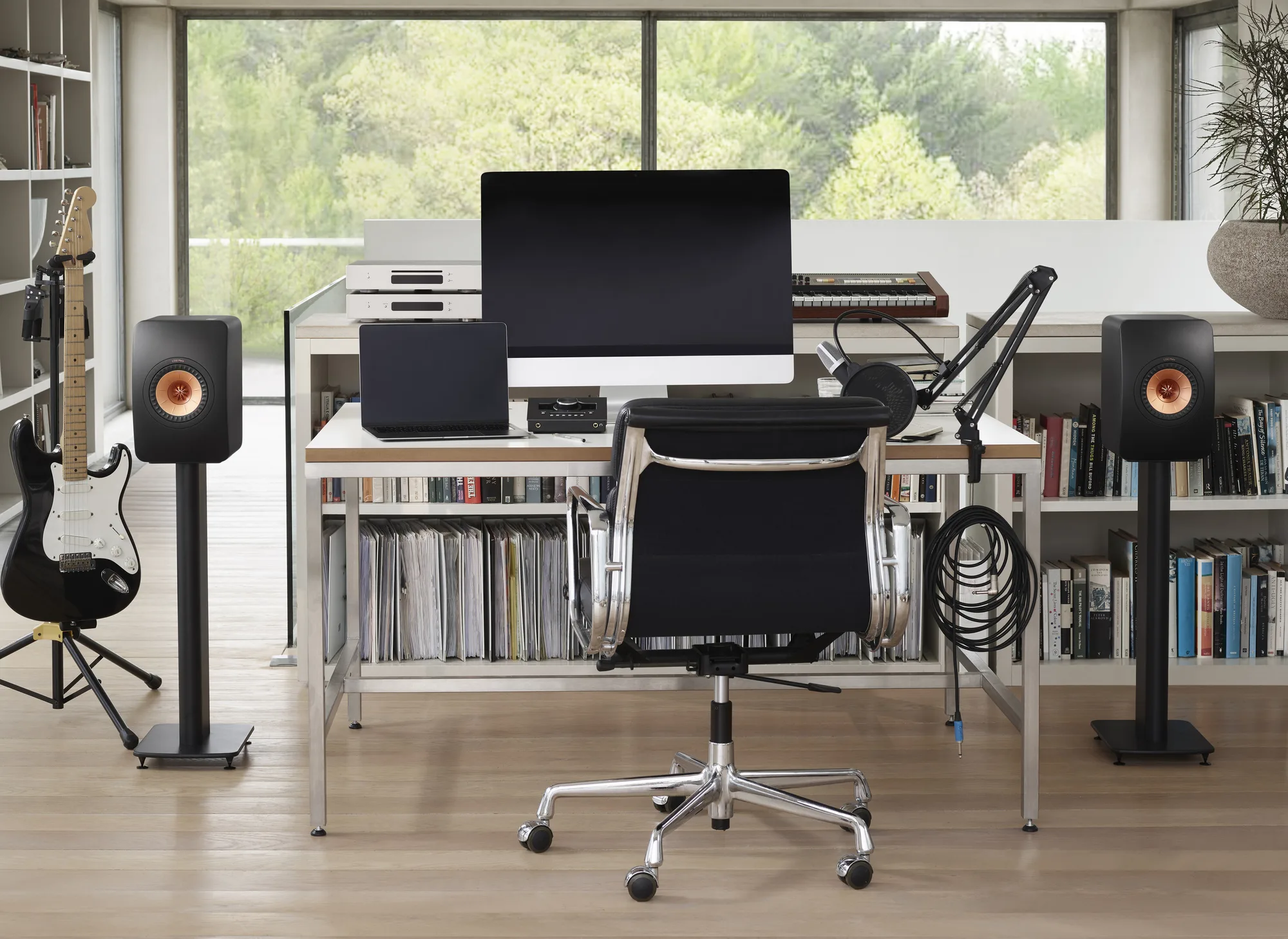 KEF LS50 Meta Noir mat (la paire) Enceintes bibliothèque