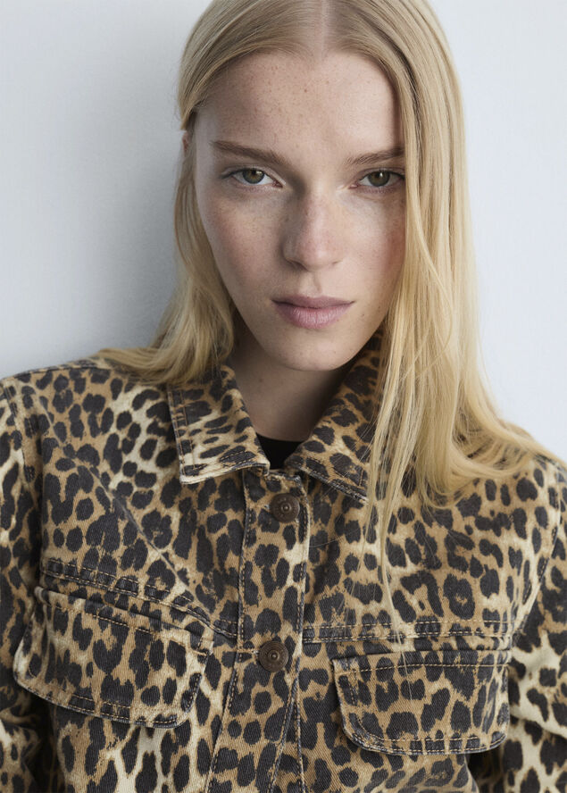 MANGO Jacket. -- LEO Brown