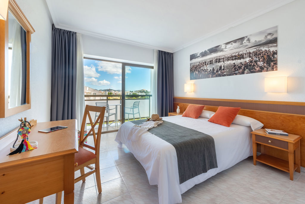 Vibra Mare Nostrum Logies en ontbijt - Hotel