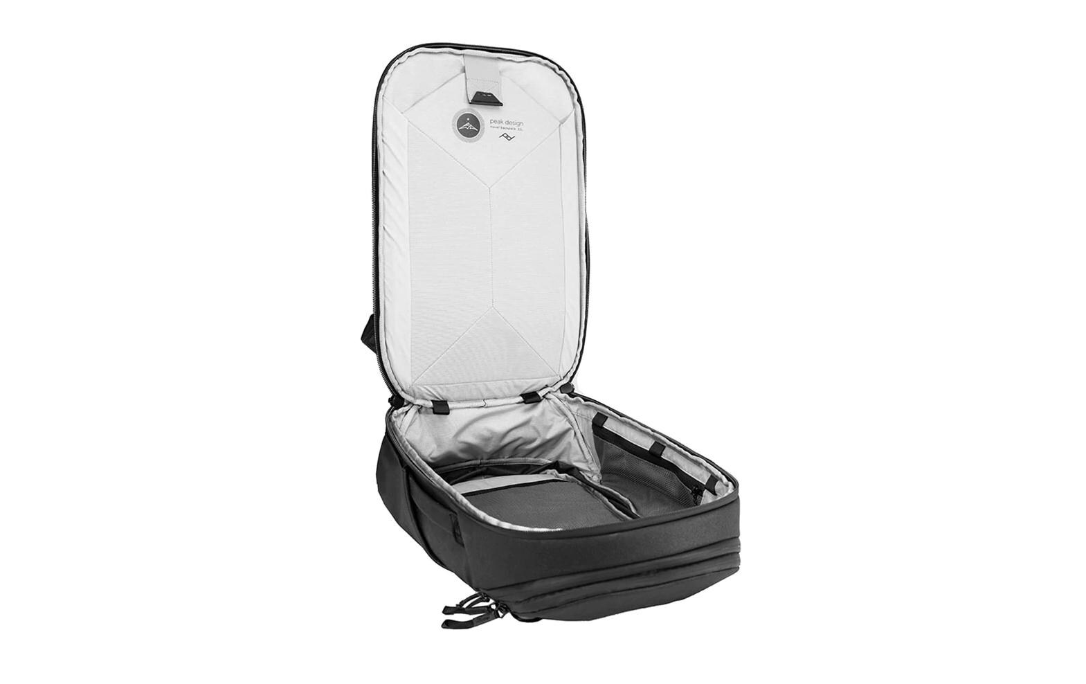 Fotorucksack Travel 30L Schwarz<br>Robuster Tagesrucksack für kürzere Reisen und den Alltag
