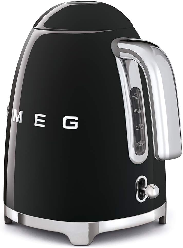 Smeg, Bouilloire Électrique KLF03PGEU 1,7 L, Filtre Anticalcaire Lavable, Arrêt Automatique de Sécurité, Indicateur de Niveau d'Eau, Base Antidérapante, Range Cordon, Puissance 2400W, Vert d'Eau