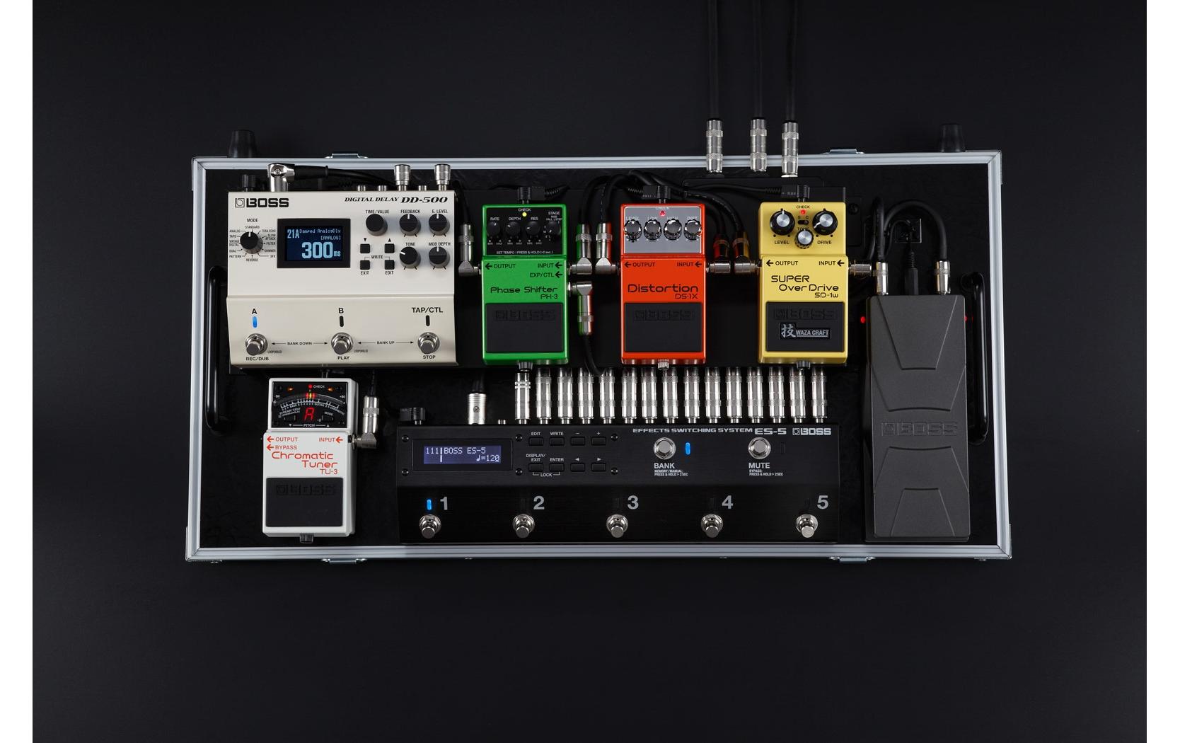Effektgerät ES-5<br>5-fach Effekt-Loop-Switcher