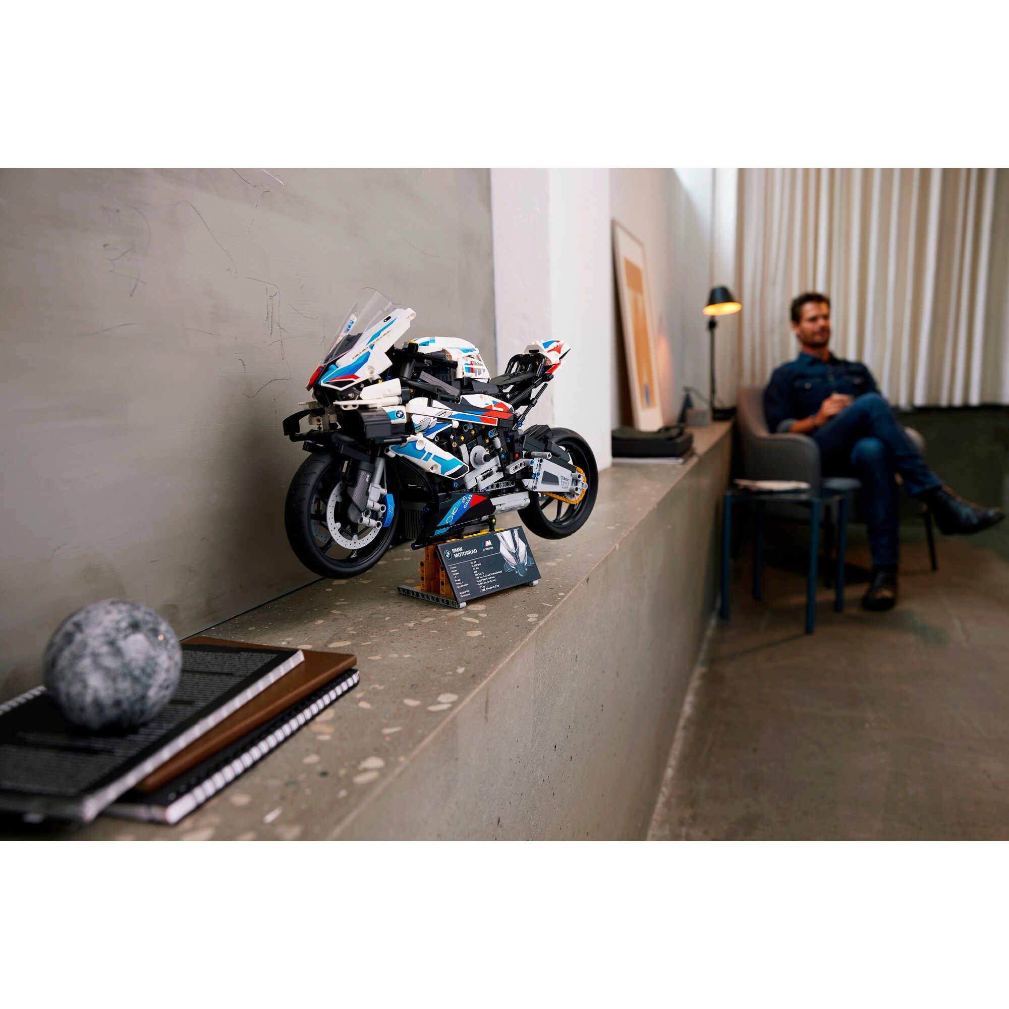 LEGO Konstruktionsspielzeug Technic BMW M 1000 RR