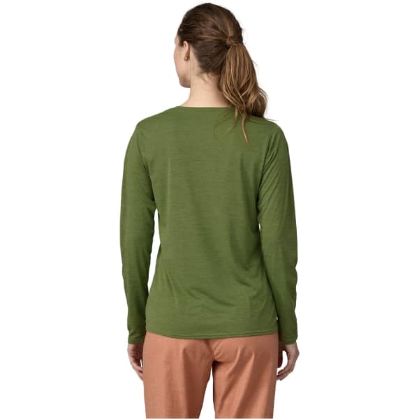T-shirt randonnée PATAGONIA W'S L/S CAP COOL DAILY GRAPHIC SHIRT '73 TEXT LOGO: TERRAIN GREEN X-DYE