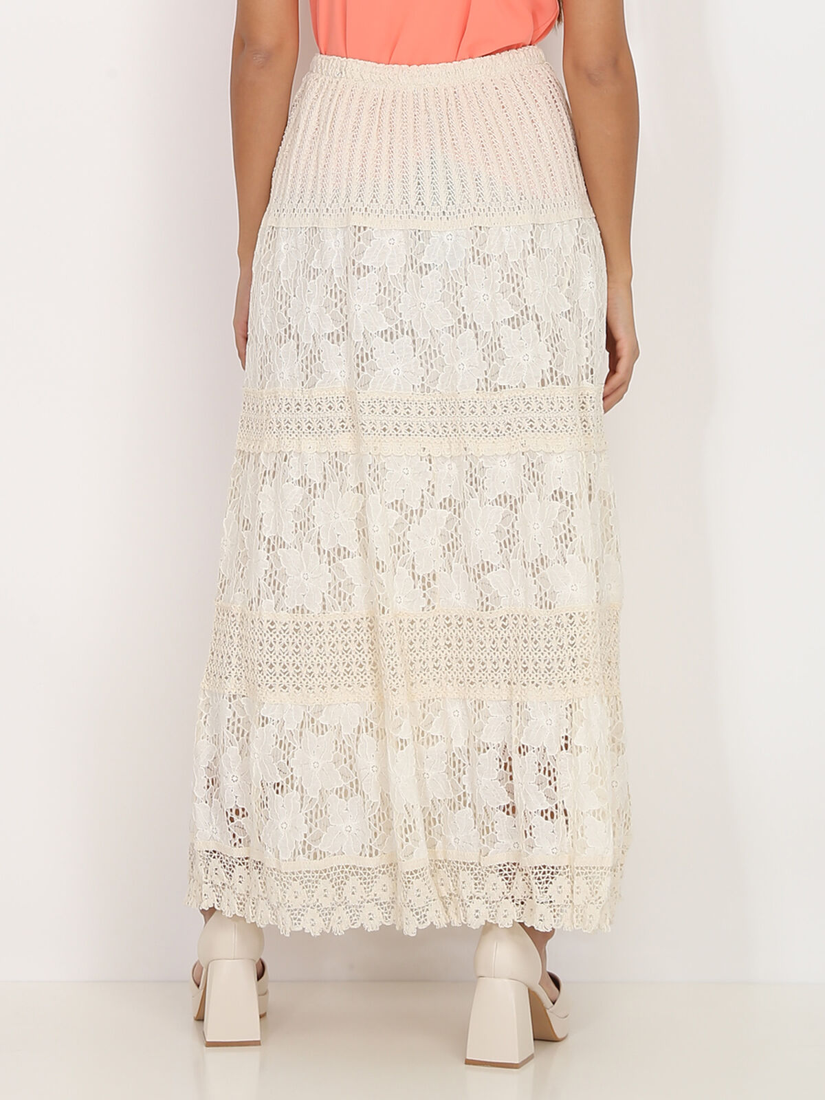 Jupe en crochet et dentelle- Beige