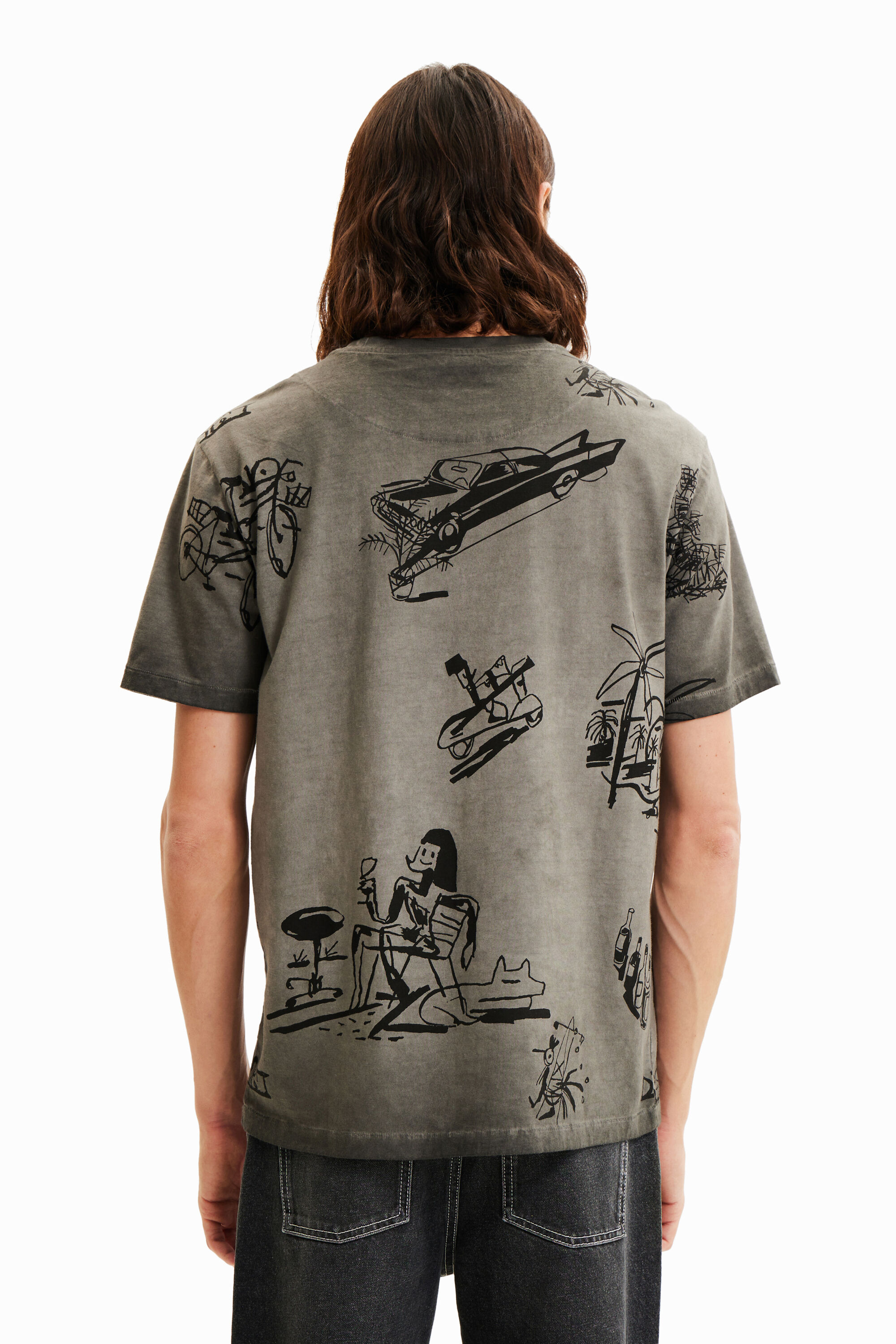 T-shirt tissu délavé dessins