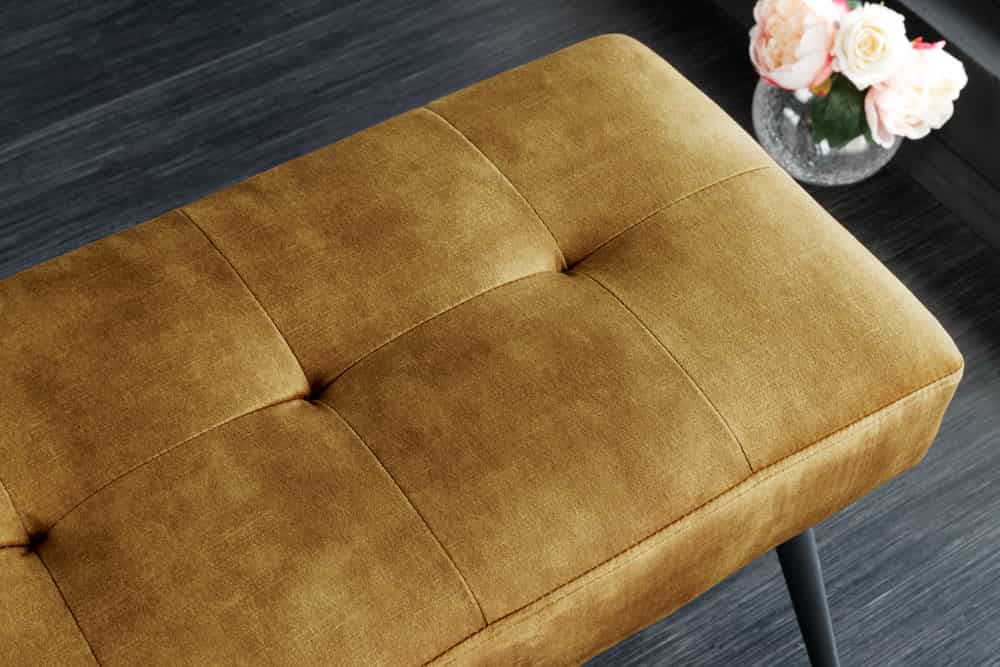 Design Sitzbank BOUTIQUE 100cm senfgelb Samt schwarze Metallbeine