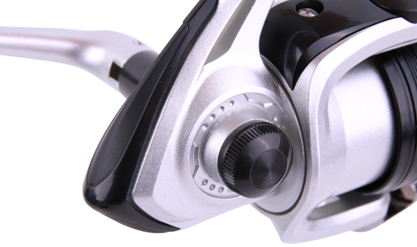 Moulinet Spinning Daiwa Sweepfire E