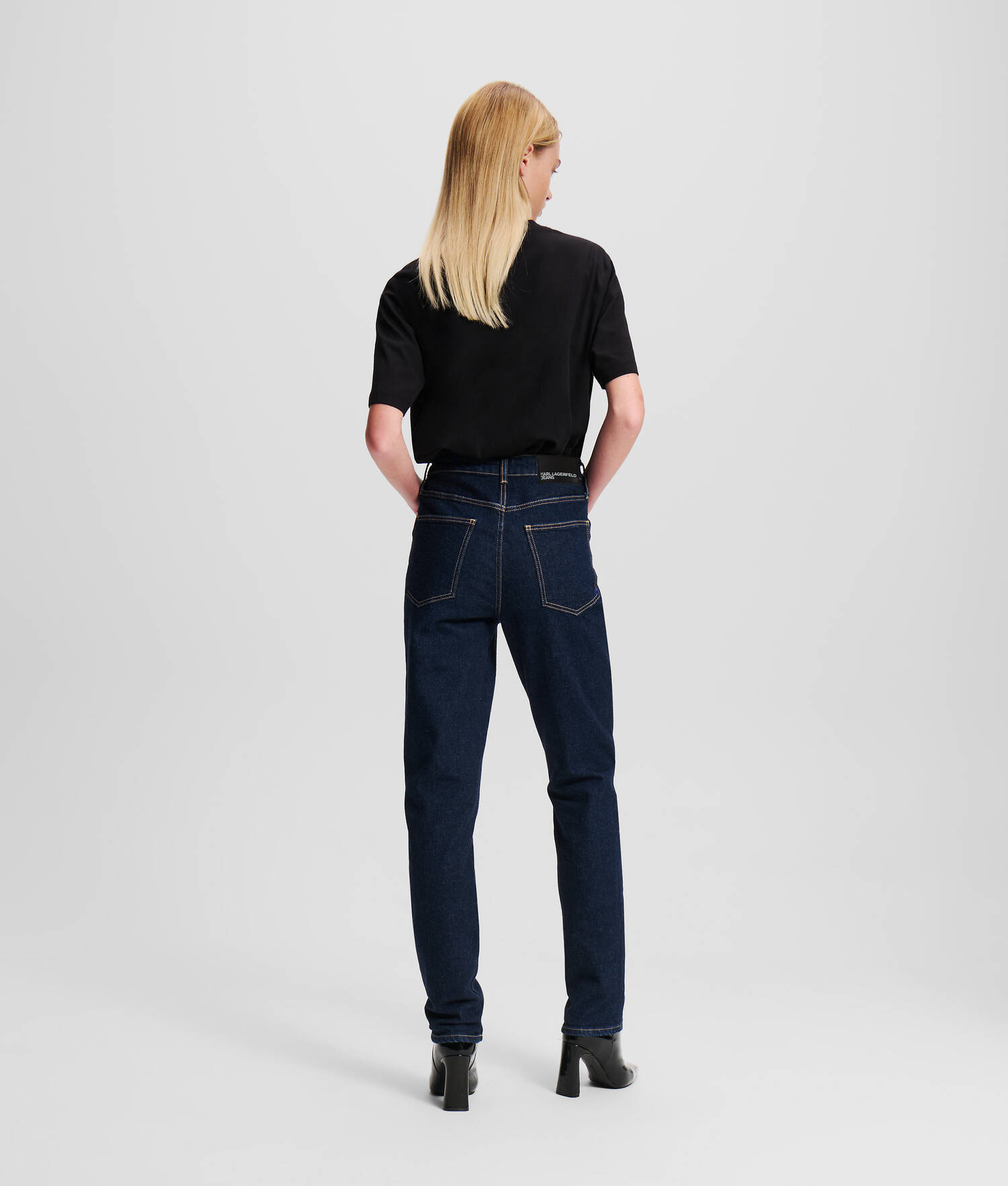 JEAN FUSELÉ TAILLE HAUTE KLJ