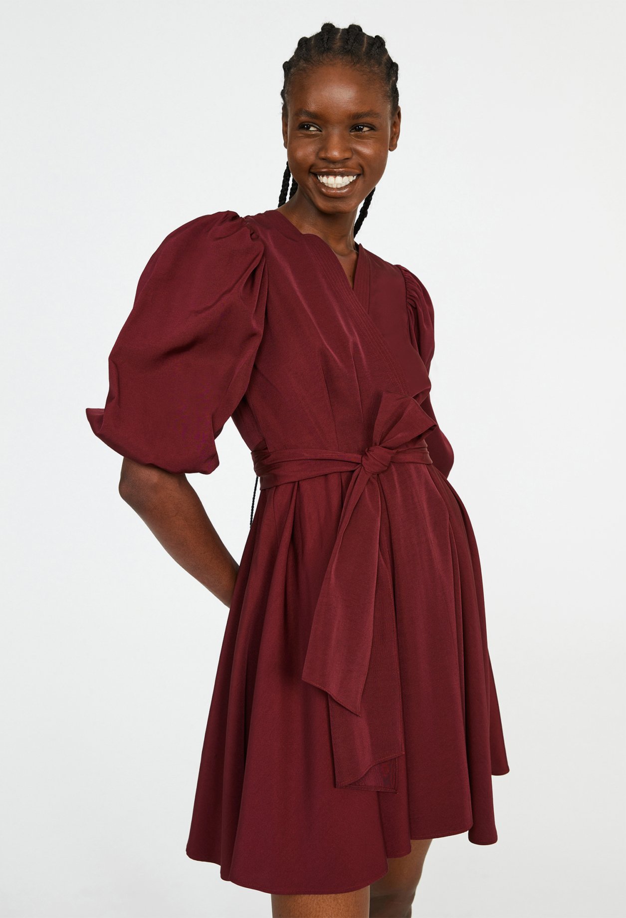 Robe bordeaux courte cache c&oelig;ur
