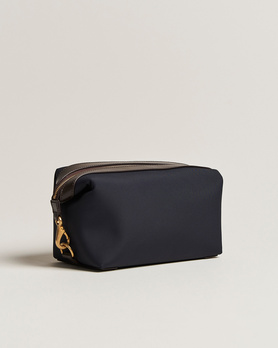 Mismo M/S Nylon Washbag Navy/Dark Brown