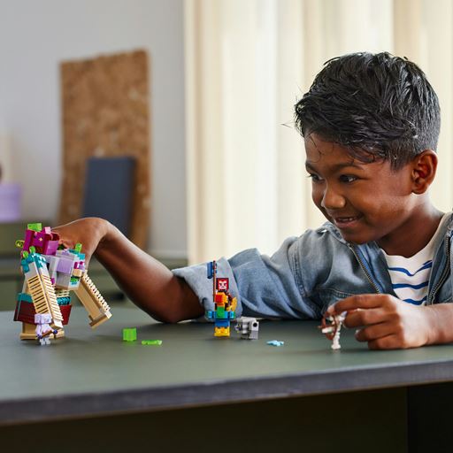 LEGO Minecraft Kværneren-Opgøret - 21257