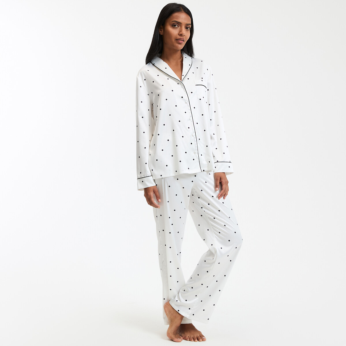 ANNE WEYBURN<br>Pijama de cetim com estampa de bolinhas
